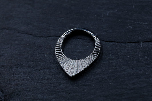 Art Deco Forward Facing Hoop