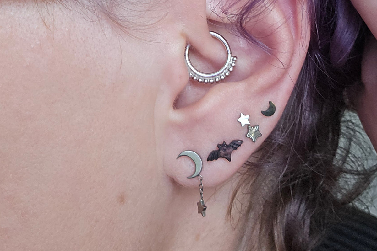 Black Cut Star Titanium Threadless Earring