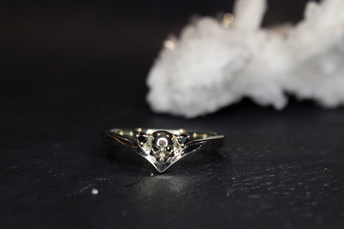 Sterling Silver Skull and Black Moissanite Accents Ring