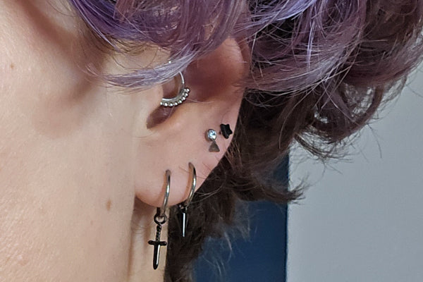 Black Cut Star Titanium Threadless Earring