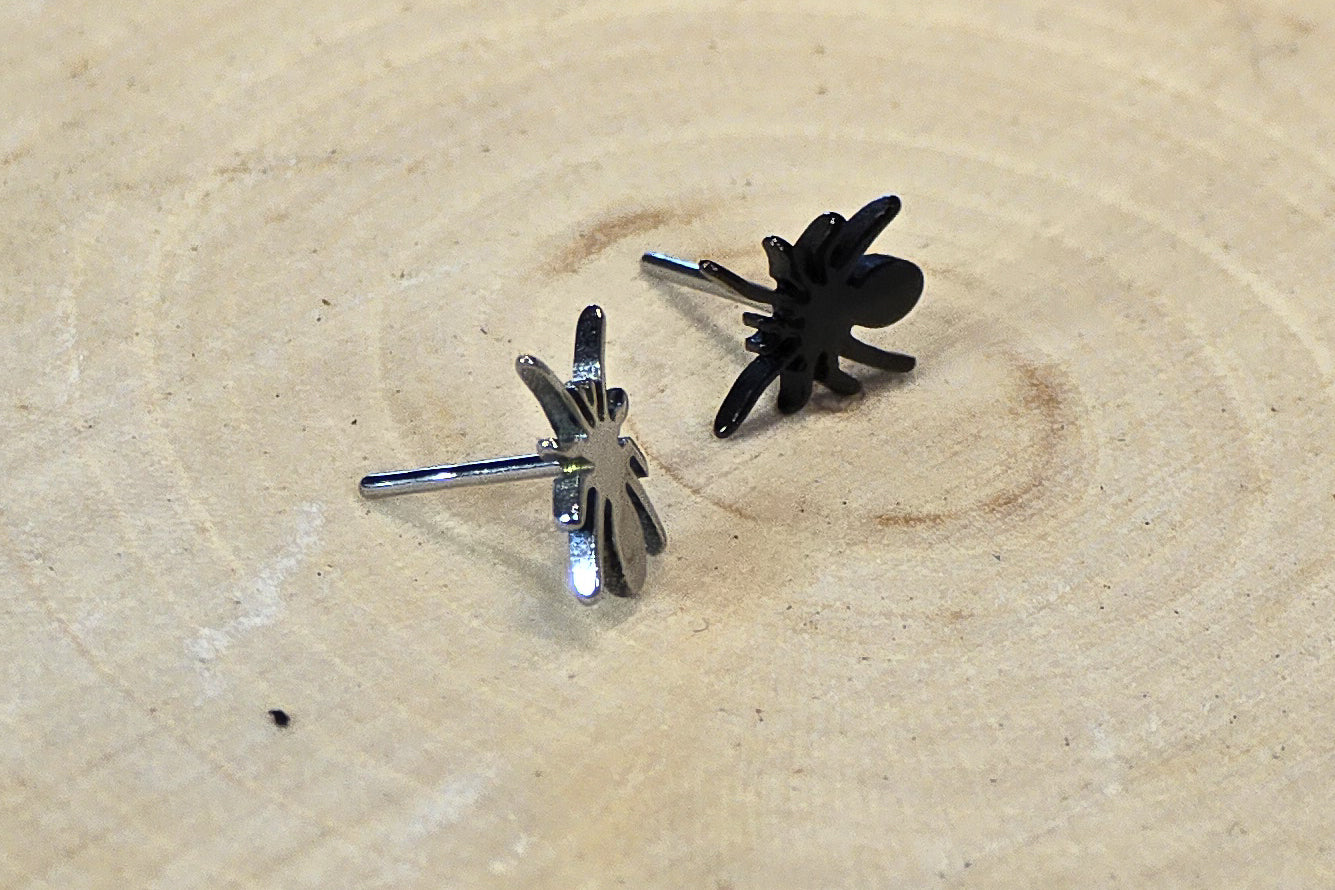 Black Spider Titanium Threadless Earring