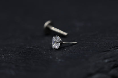 Square Prong-set Moissanite Titanium Threadless Earring
