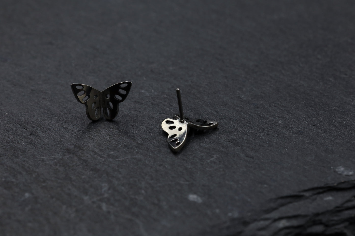 3D Black Butterfly Titanium Threadless Earring