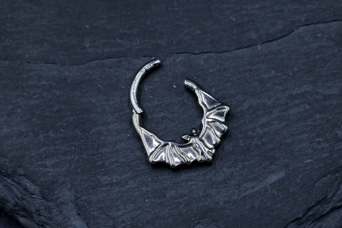 Flying Bat Forward Facing Hoop