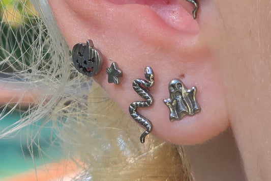 Snake Flatback Stud Earring