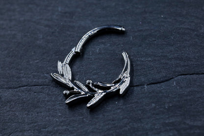 Leaves Forward Facing Hoop