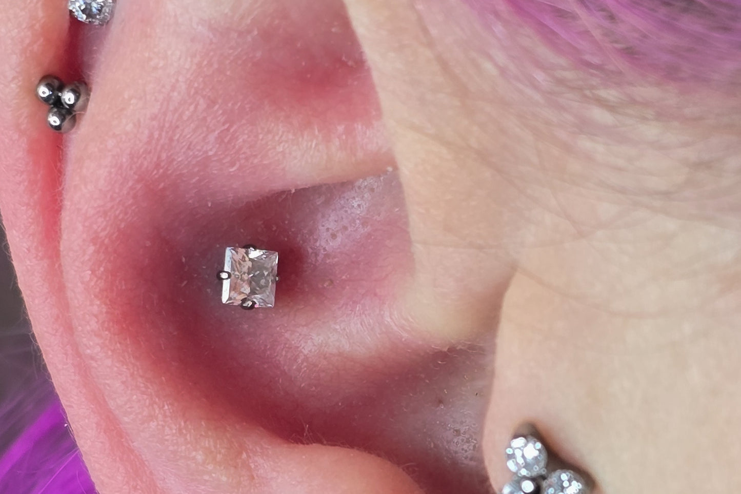 Square Prong-set Moissanite Titanium Threadless Earring