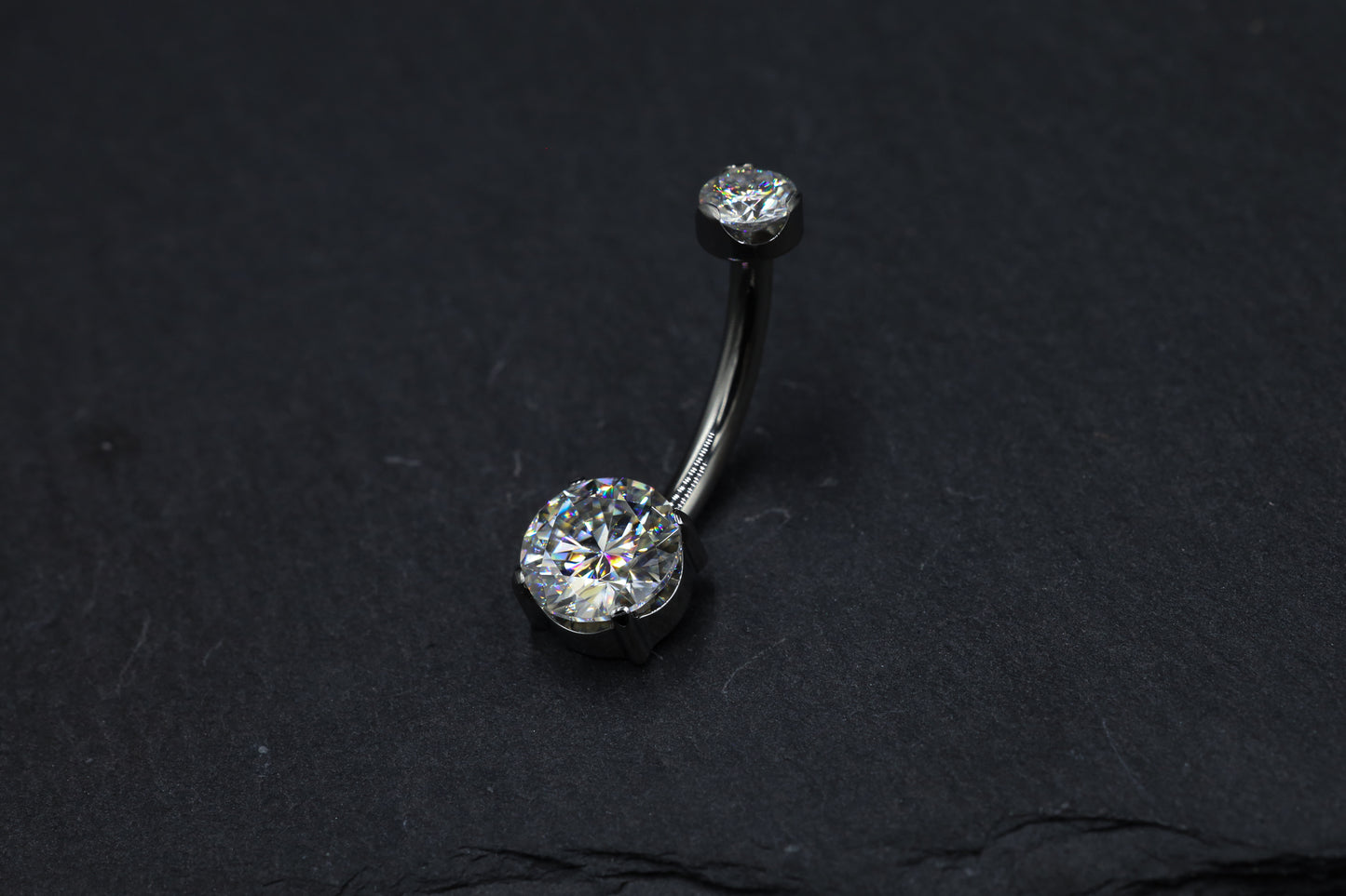 Round Moissanite Hybrid Bezel Navel Bar